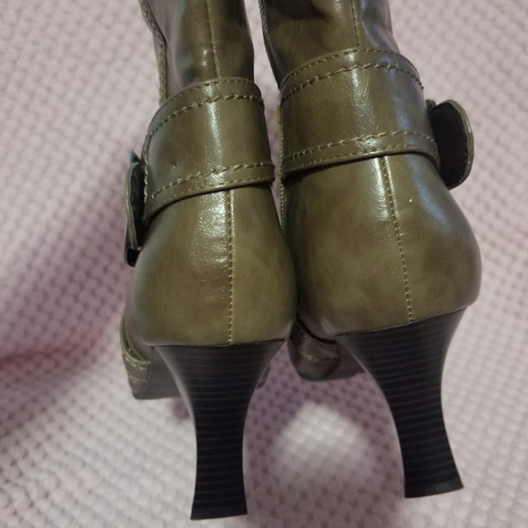 CL by Laudry Ankle Boots & Booties. - Picture 3 of 7